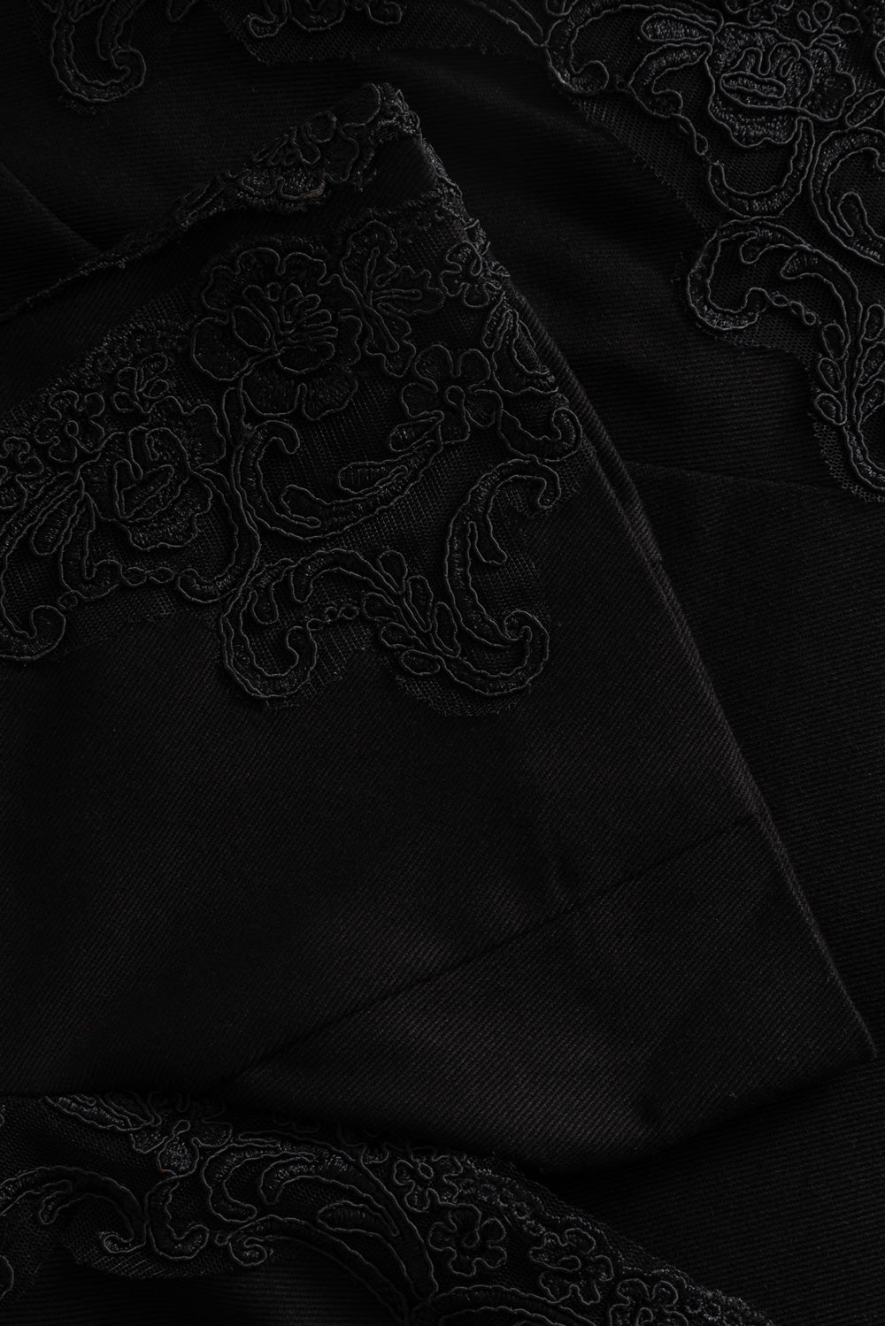 N-Kasaundra Lace Blazer Black